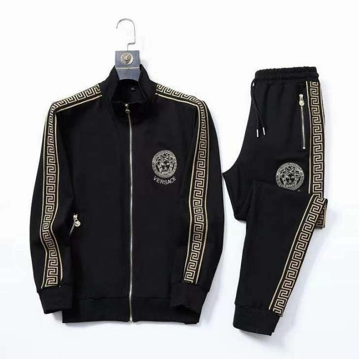 Picture of Versace Sweater Suits _SKUVersaceM-3XL8qx37142804